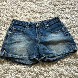 Silver Jeans Co. 5 Pocket Jean Shorts 28
